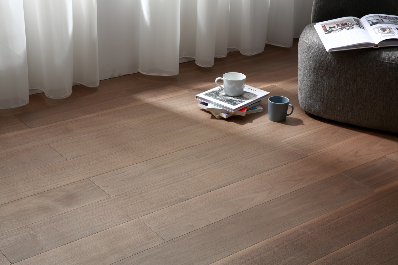 復(fù)合實(shí)木地板